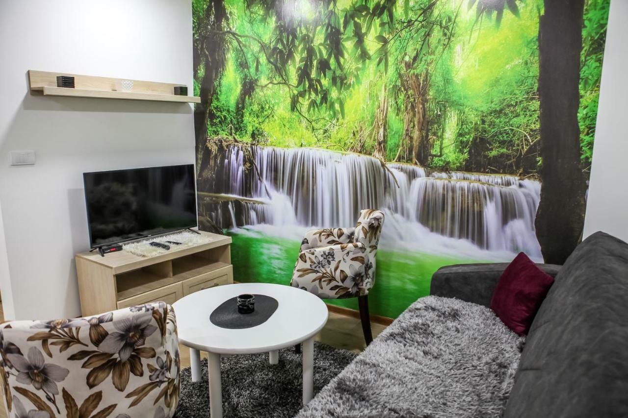 Apartman Kaca เซทินเจ ภายนอก รูปภาพ