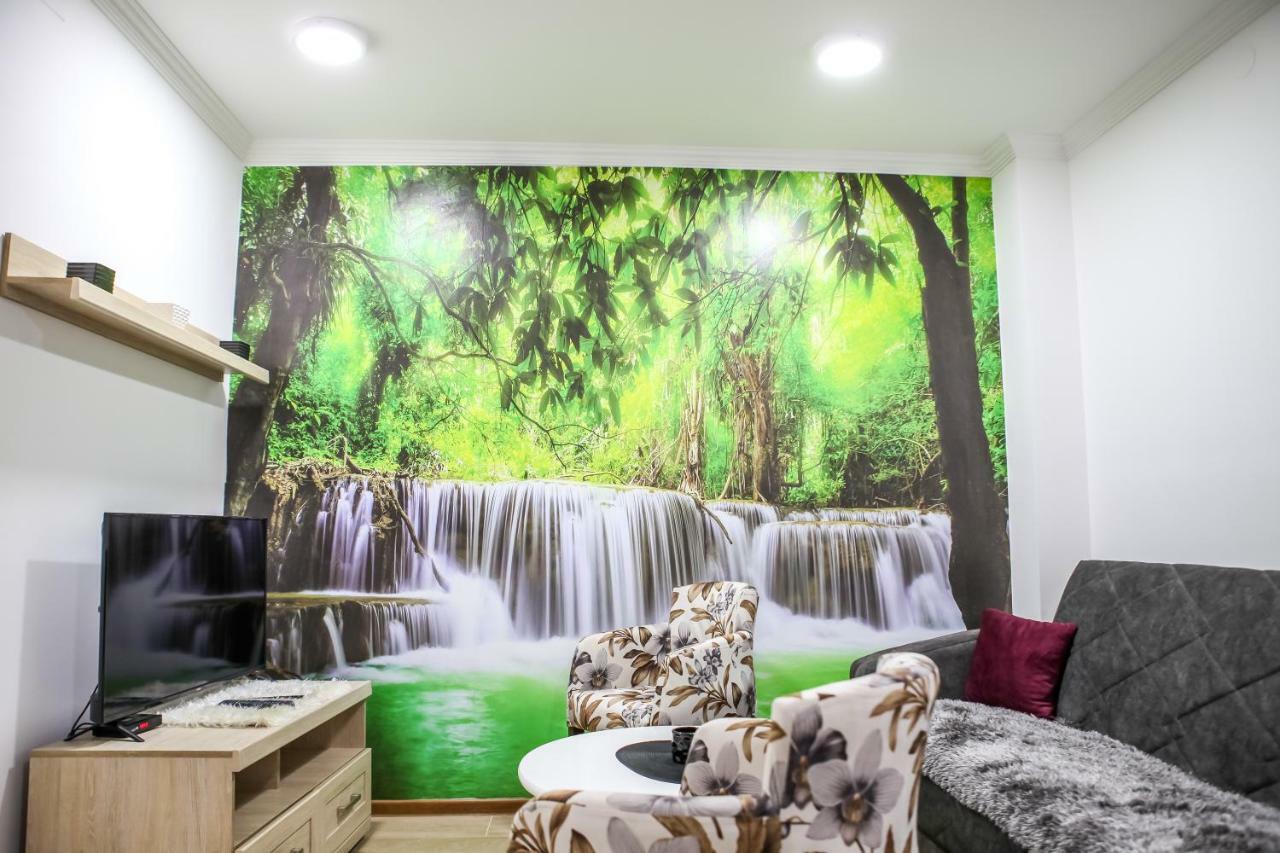 Apartman Kaca เซทินเจ ภายนอก รูปภาพ