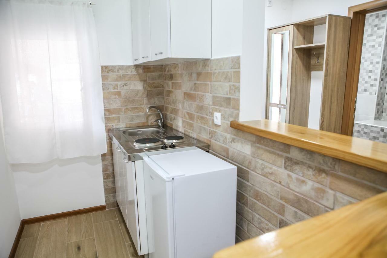 Apartman Kaca เซทินเจ ภายนอก รูปภาพ
